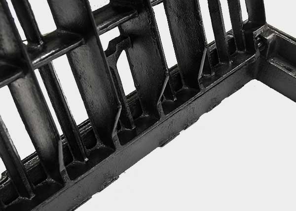 Covers and grates for sewage, manhole covers, cast iron, channels and sumps , Grates , TR7 Topo , 