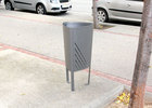 Mobilier urbain avec bancs, corbeilles, potelets, jardinières et équipement , Corbeilles , UP60 Corbeille P77 , 